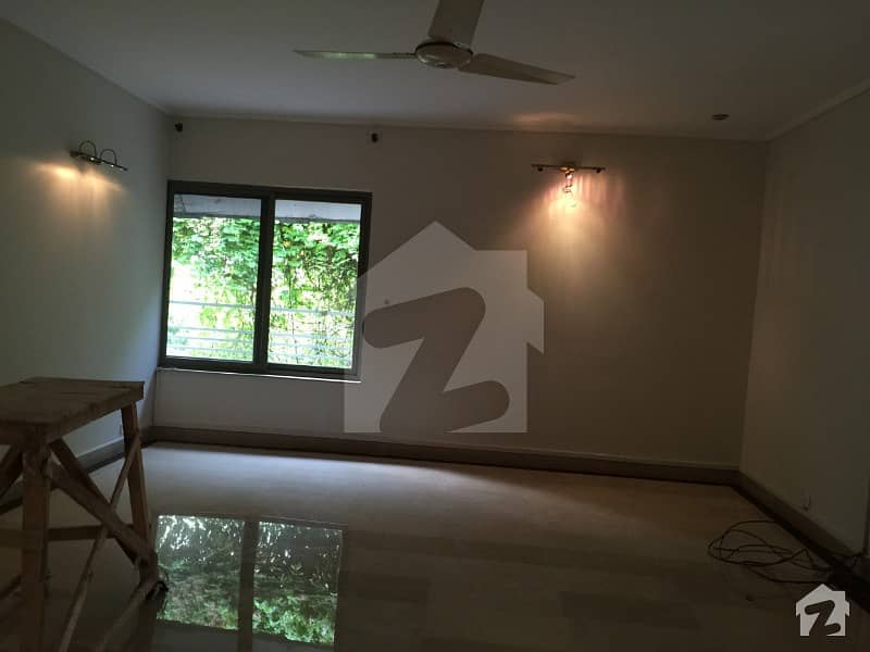 Fully Tiled Flooring House For Rent