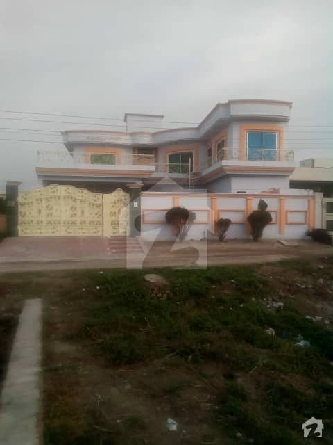 House No 94 Lalazar Colony Number 1 Near Satellite Town Jhang