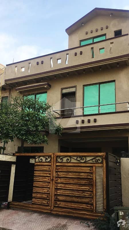 5 Marla Double Storey Complete Portion Available For Rent