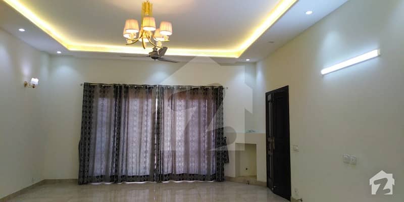 1 Kanal Slightly Used Sprite Gate Beautiful Royal Place Out Class Modern Luxury Upper Portion For Rent In Dha Phase 5