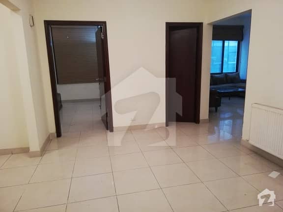 F11 furnished apartment in parkavnue building for rent