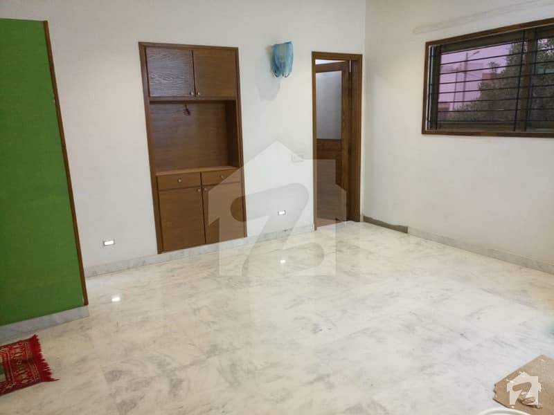 Brand New 100 Yard Bungalow Available For Rent In Dha Phase 08
