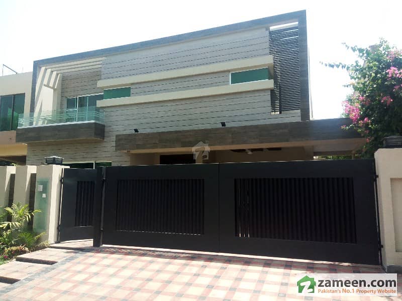 One Kanal Brand New Villa For Rent Double Unit 60ft Road