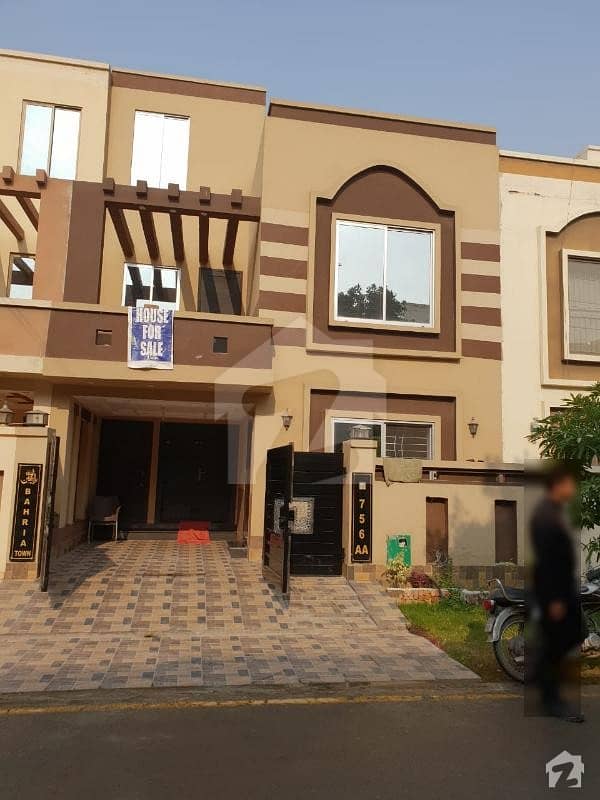 5 MARLA LIKE NEW HOUSE AVAILABLE FOR RENT IN DD BLOCK BAHRIA TOWN LAHORE