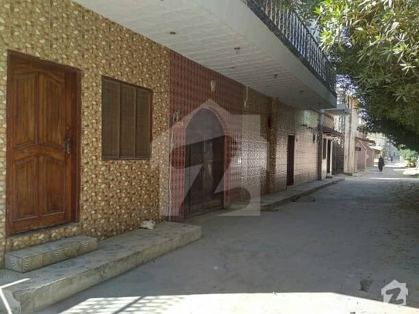 شیخ زید کالونی لاڑکانہ میں 7 کمروں کا 13 مرلہ مکان 3 کروڑ میں برائے فروخت۔