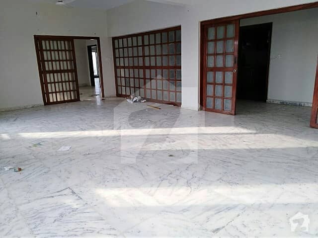 Seaview Apartment for Rent in DHA Karachi