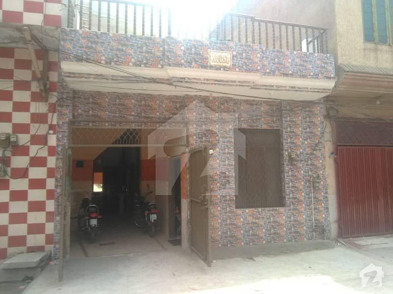 باغبانپورہ لاہور میں 5 کمروں کا 4 مرلہ مکان 70 لاکھ میں برائے فروخت۔