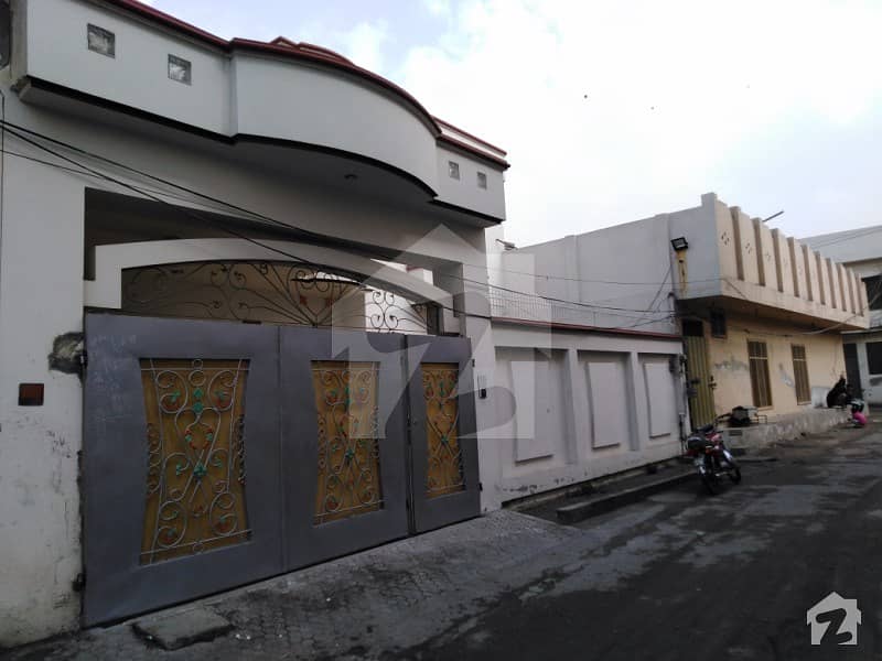 10 Marla Double Storey House Available For Sale