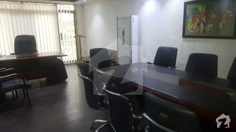 Complete Furnished Unit Available For Rent At Prime Location Of Blue Area