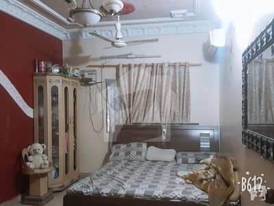 2 Rooms Flat For Sale - Azizabad Block 2 - (Pagri) 2 Rooms Flat For Sale - Azizabad Block 2 - (Pagri)