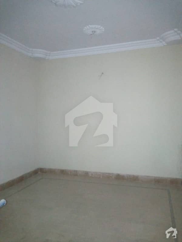 4 Bed Ground Portion Available In PT Colony Near Kausar Medicos