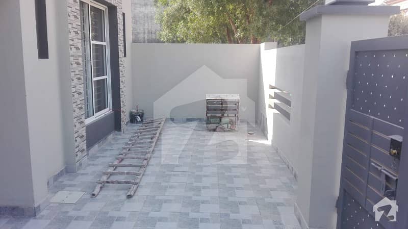 10 Marla Brand New House For Rent In Iris Block Bahria Town Lahore