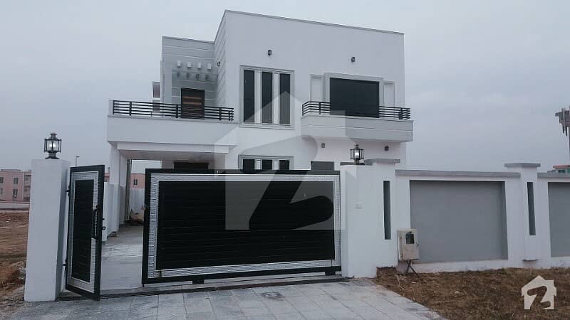 A 10 Marla Brand New House For Rent In E1 Block Bahria Town Phase 8