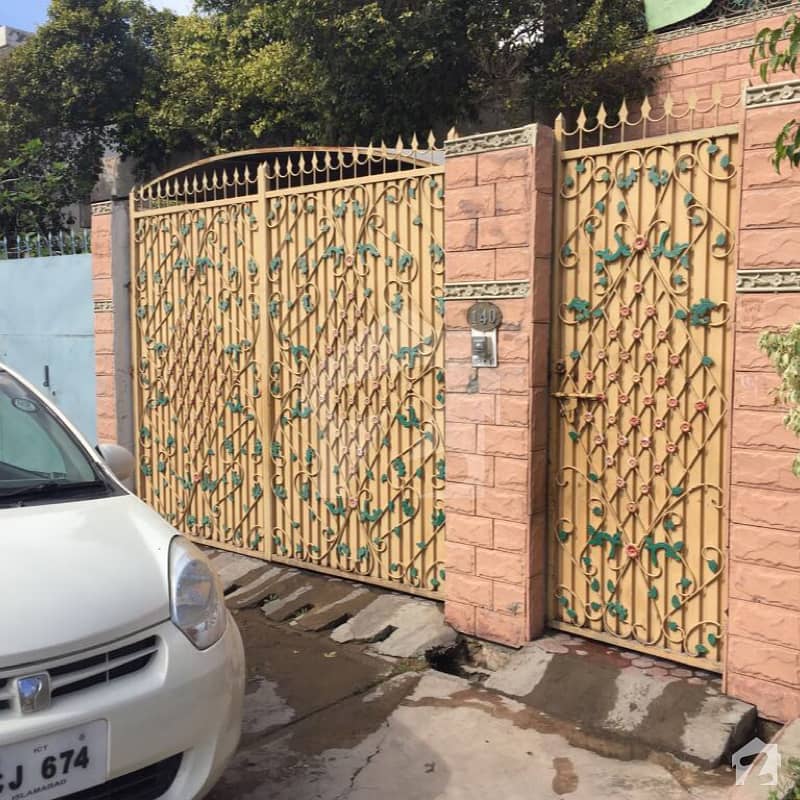 ڈیفینس آفیسر کالونی پشاور میں 4 کمروں کا 10 مرلہ مکان 3. 2 کروڑ میں برائے فروخت۔