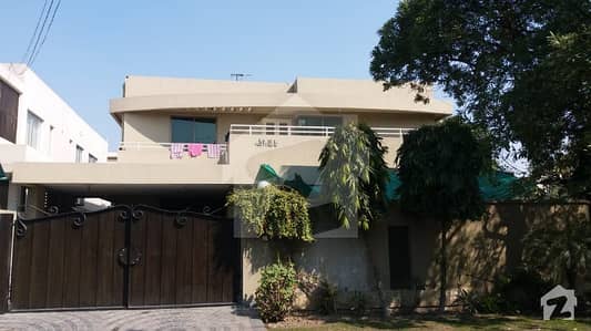 1 Kanal Beautiful Luxurious Cornered House For Sale In Dha Defense 1 Kanal Beautiful Luxurious Cornered House For Sale In Dha Defense