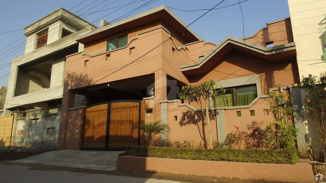 سوان گارڈن ۔ بلاک ایچ سوان گارڈن اسلام آباد میں 3 کمروں کا 10 مرلہ مکان 1. 2 کروڑ میں برائے فروخت۔