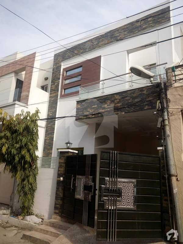 کیولری گراؤنڈ لاہور میں 3 کمروں کا 4 مرلہ مکان 1. 15 کروڑ میں برائے فروخت۔