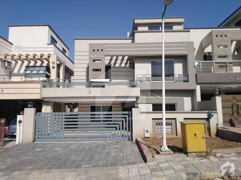 10 Marla 6 Bedroom Double Unit In Reasonable Prize In Bahria Town Rawalpindi Lake View Block