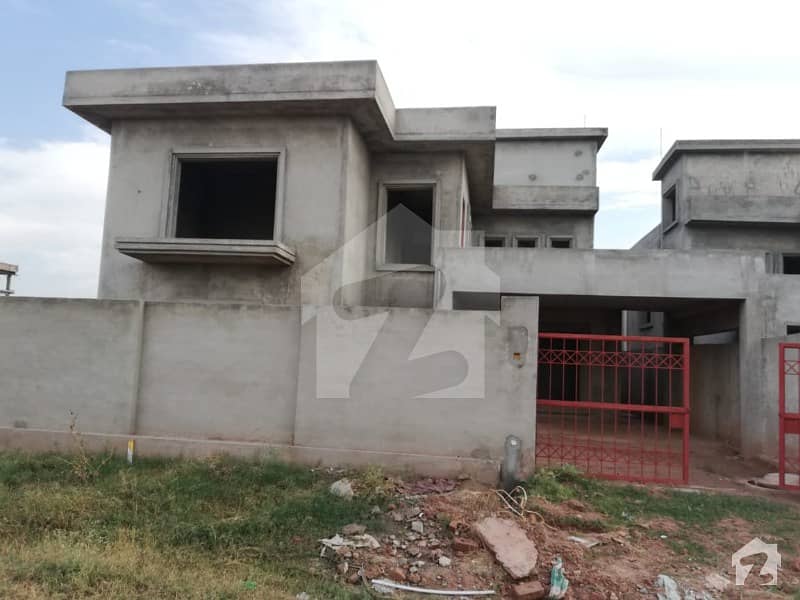 PHA Kuri Road  8 Marla Structure Available For Sale