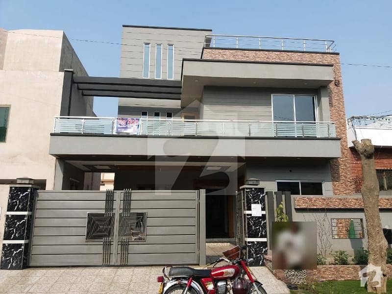 10 Marla Residential House Is Available For Sale Wapda Town At Prime Location