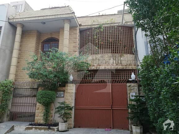 Naveed Luxury Bungalow Is Available For Sale