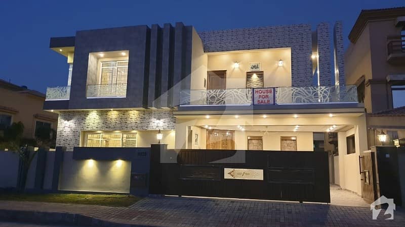 Corner Luxury House For Sale In Bahria Town Islamabad
