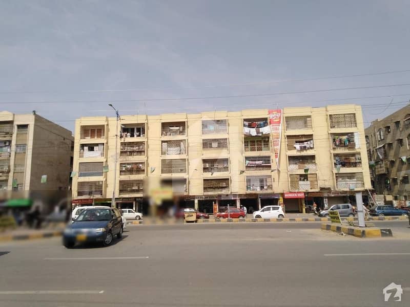 Flat Is Available For In Decent Plaza On University Road