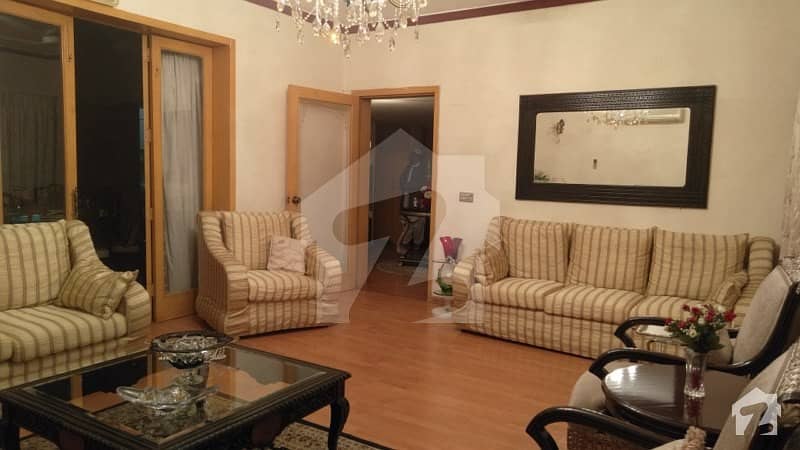 Non Furnished House For Sale At Good Location