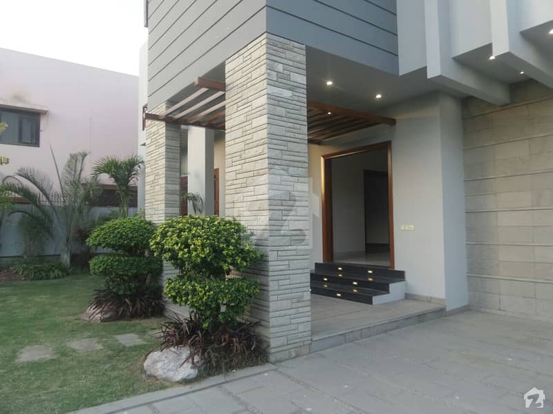 1000 Sq Yard Like A Brand New House For Sale Phase 6