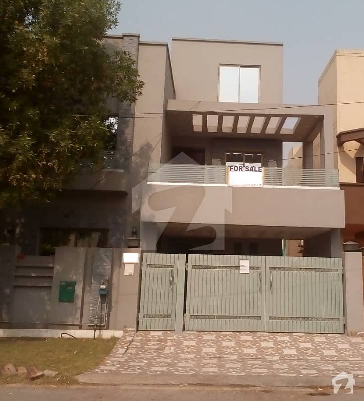 8 Marla House For Sale In Umar Block Bahria Town Lahore