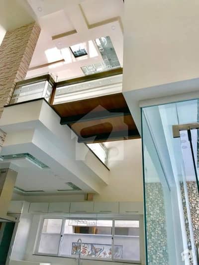 10 Marla Brand New House For Sale 10 Marla Brand New House For Sale