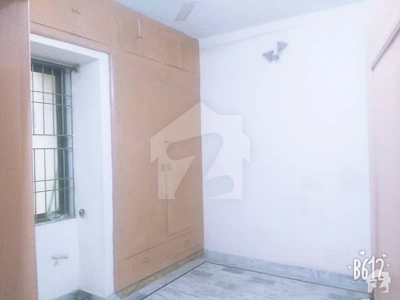 Ground Portion For Rent in G61