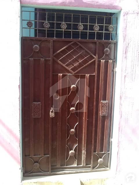 لانڈھی کراچی میں 2 کمروں کا 3 مرلہ مکان 35 لاکھ میں برائے فروخت۔