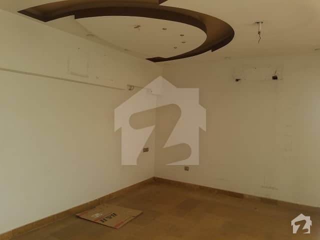 4 Bed DD flat for rent in Rim Jhim Tower  at Safoora Chowrangi
