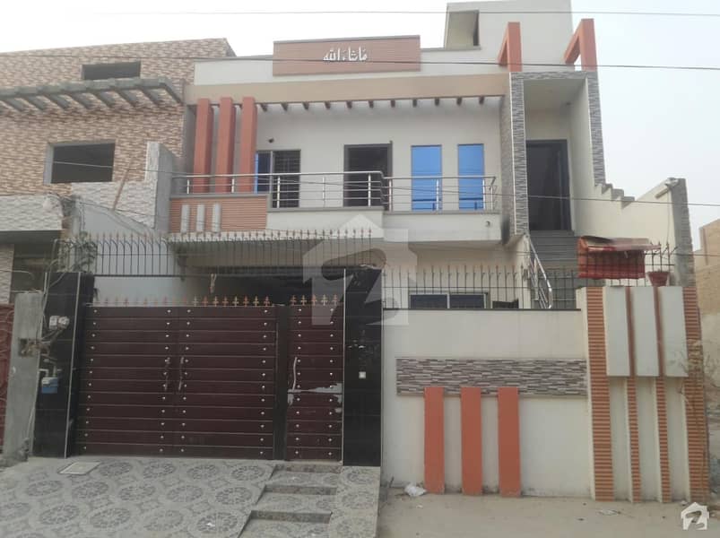 House Is Available For Sale In Muslim Town Sargodha Road
