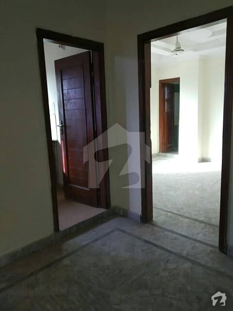 flat for rent available in mini market F-15 Islamabad