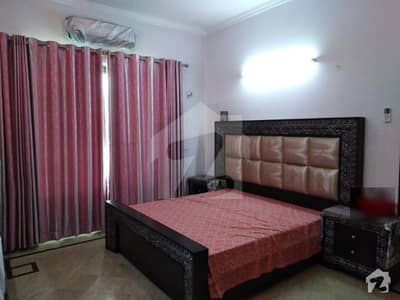 پی سی ایس آئی آر سٹاف کالونی لاہور میں 6 کمروں کا 1 کنال مکان 2. 8 کروڑ میں برائے فروخت۔