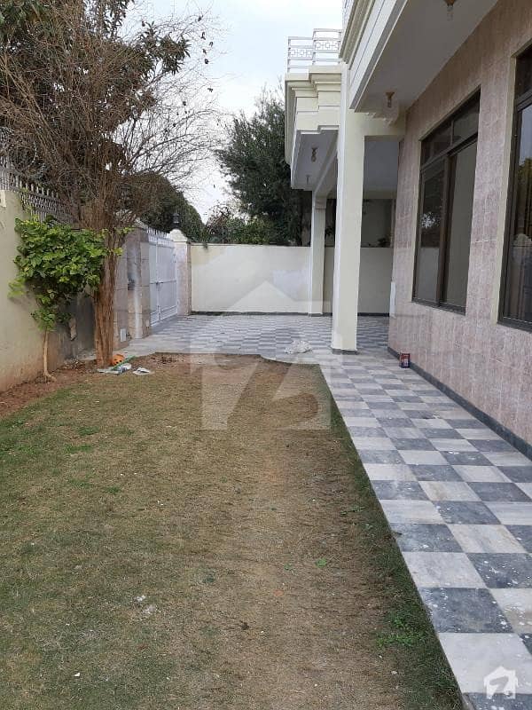 E-7 Most Prime Location Old House For Sale Size 75x120