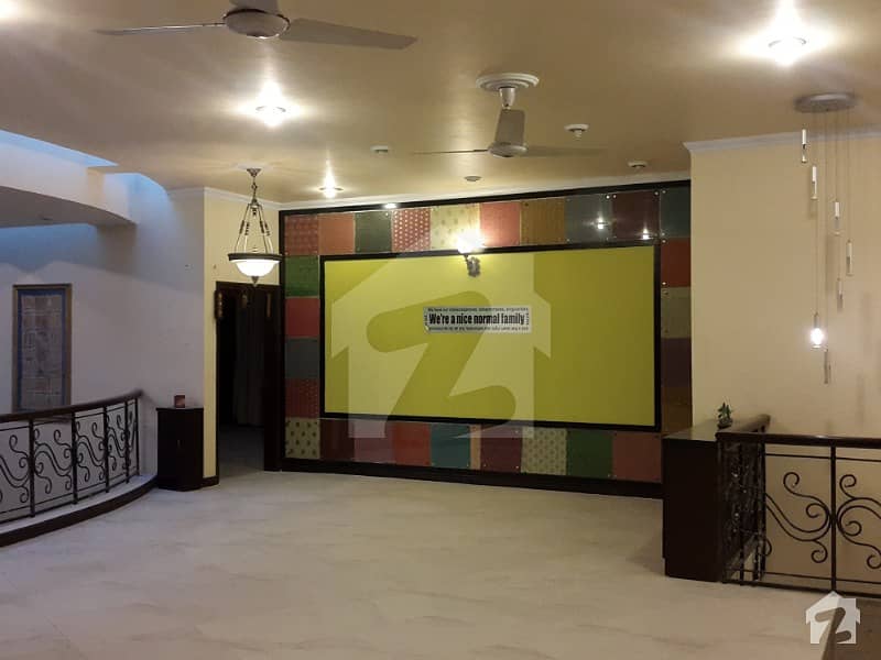 ڈی ایچ اے فیز 6 ڈی ایچ اے کراچی میں 6 کمروں کا 2 کنال مکان 17.25 کروڑ میں برائے فروخت۔