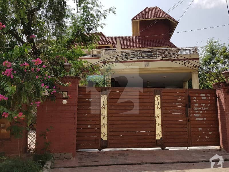1Kanal House For Sale For Standard Living People