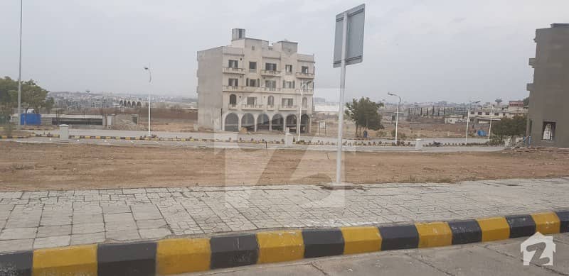 Marvelous Commercial Plot Adjacent To Bahria Heights 5 Ideal Location