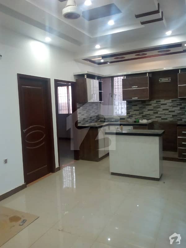 Road Facing New Project 3 Bed D/D  Flat Available In Gulshan Block 2