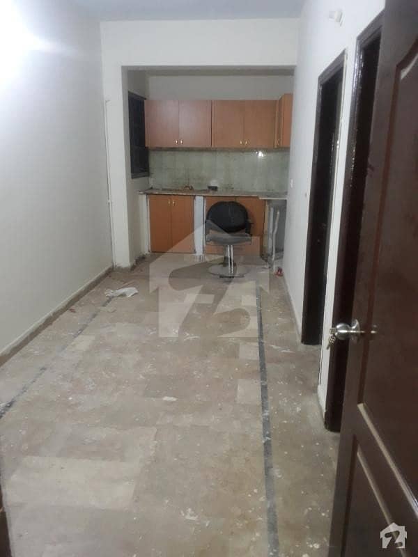 Nazimabad No4 Marble Tile Flooring 2 Bed Lounge Portion Available For Rent