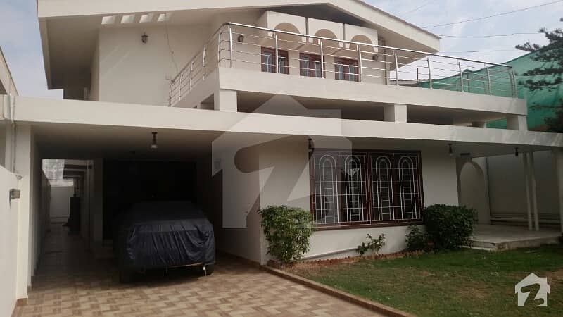 600 Sq Yd Bungalow For Rent  Dha Phase 5