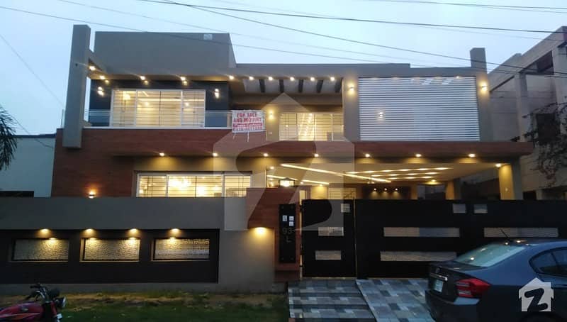 16 Marla Brand New House For Sale In Valencia Housing Society Block L Lahore