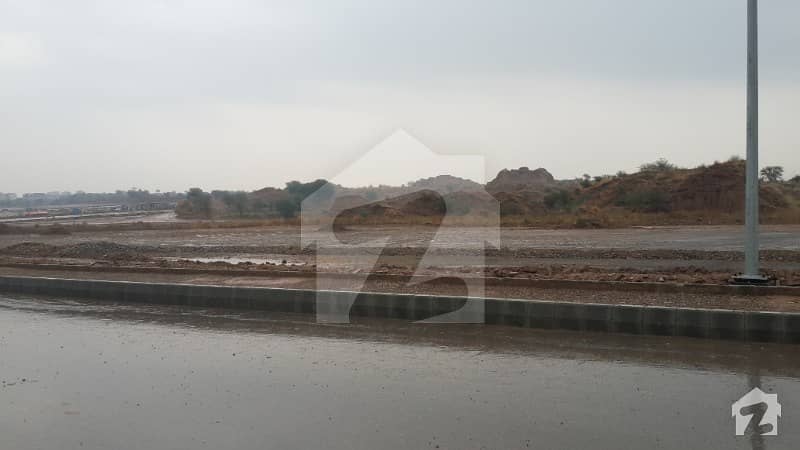 Bahria Town Phase 8 K Block 5.33 Marla Plots On  Main Boulevard 120 Feet Road For Sale