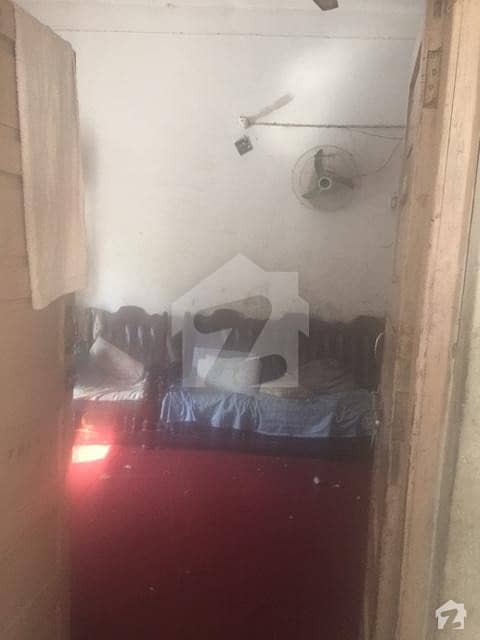 سنگھ پورہ لاہور میں 5 کمروں کا 3 مرلہ مکان 60 لاکھ میں برائے فروخت۔