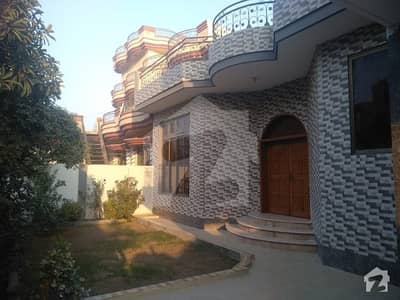 12 Marla House For Commercial Use Samanabad Poonch Road Near Hot Chilli Restaurants 12 Marla House For Commercial Use Samanabad Poonch Road Near Hot Chilli Restaurants