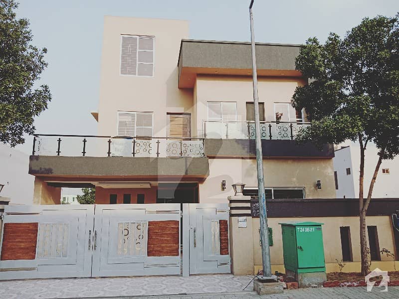 10 Marla House For Sale In Janiper Block Sector C Bahria Town Lahore