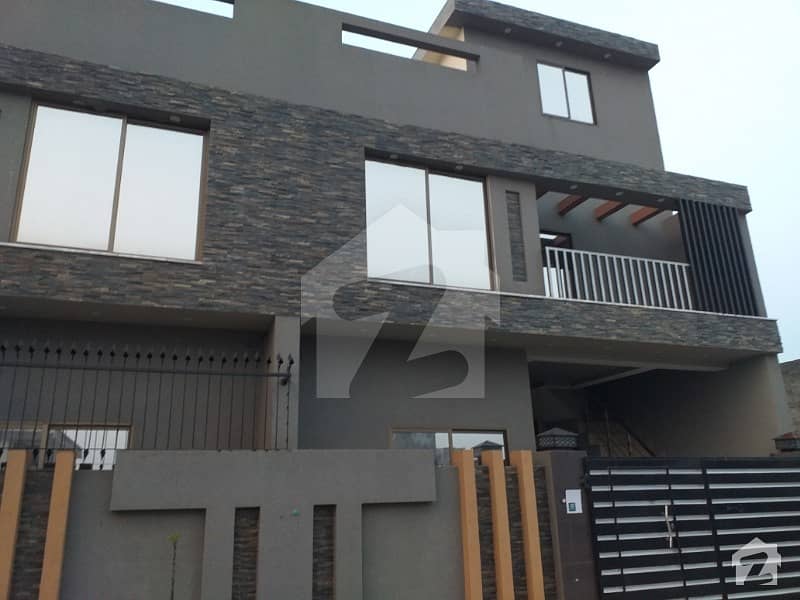 Prime Location 5 Marla Double Story Full Furnished House